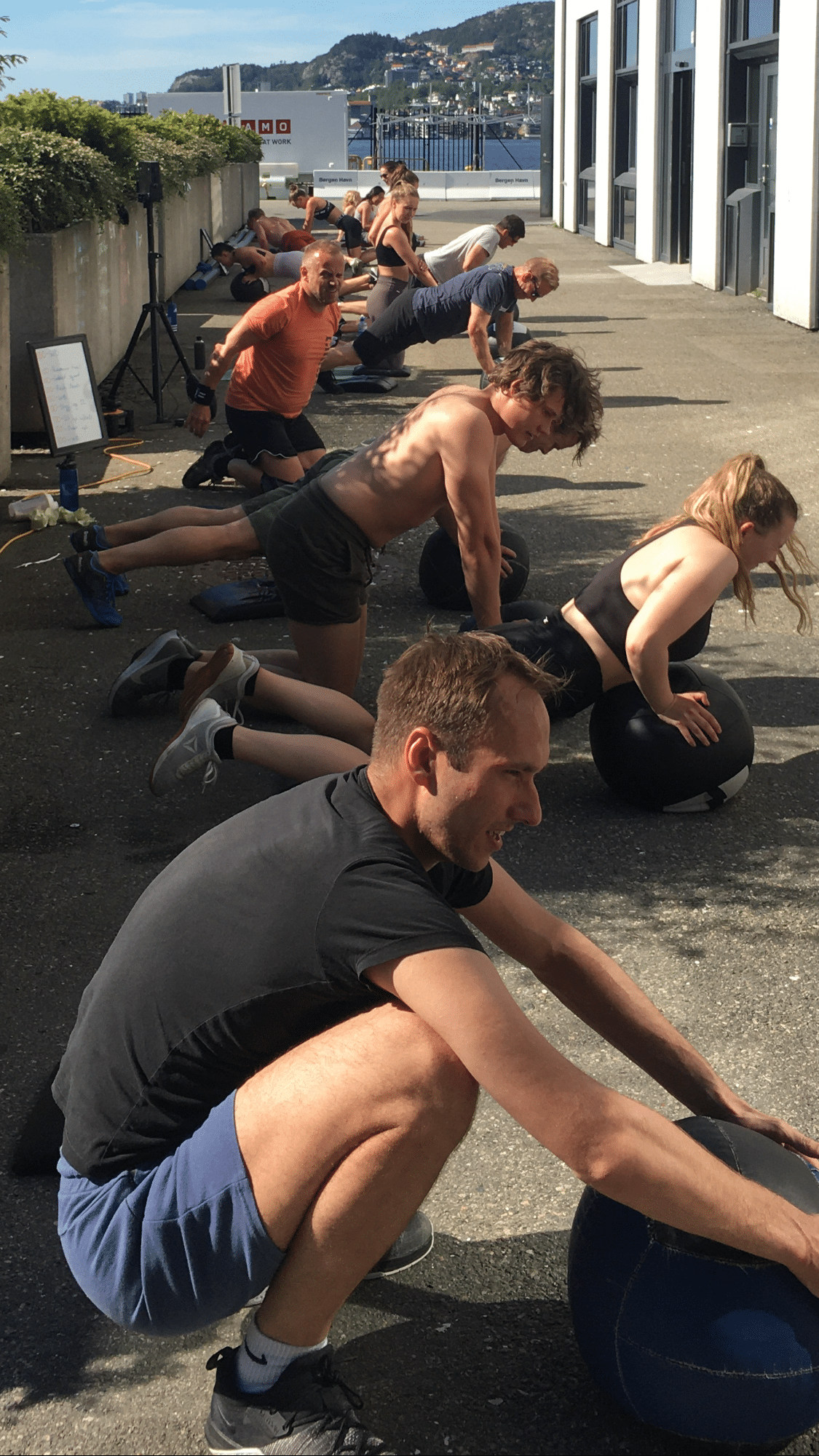 “bubble Shooter” Crossfit Bryggen Crossfit Box I Bergen 